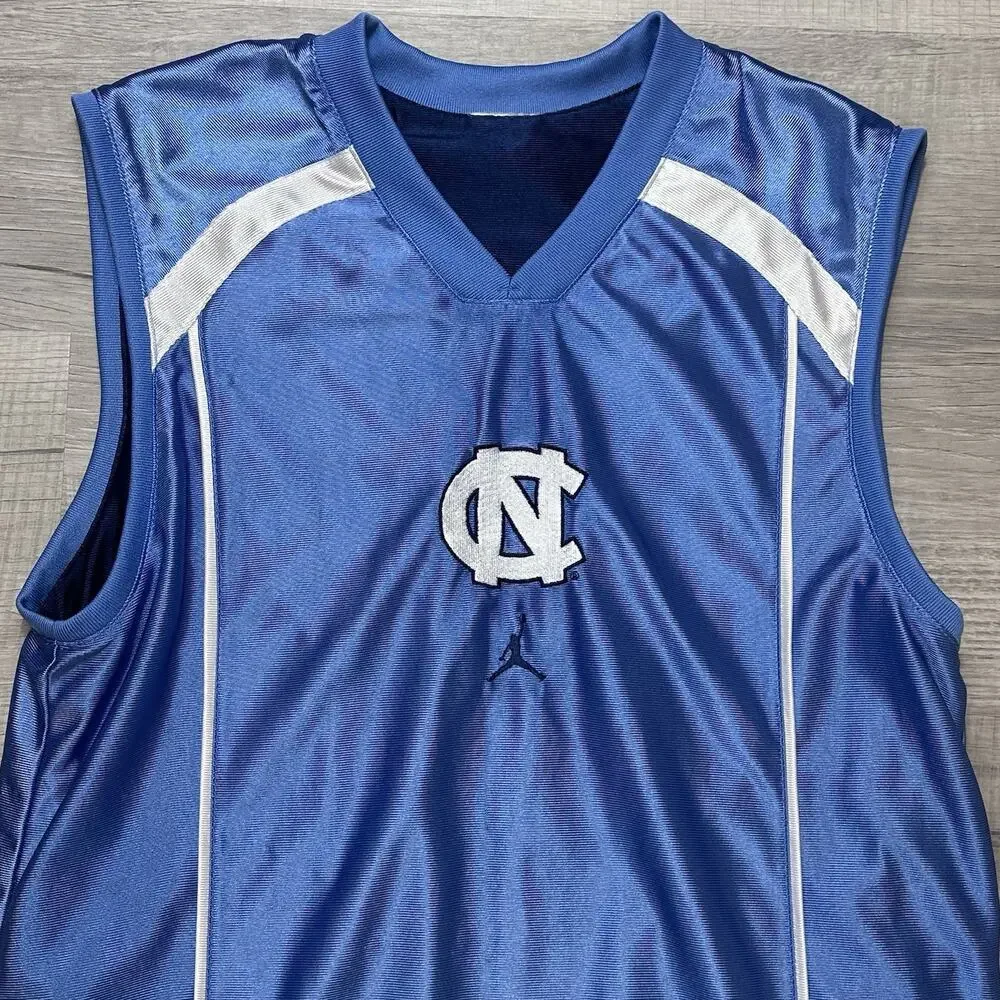 Vintage Jordan UNC North Carolina Tar Heels Reversible Jersey 2000s Nike Team M